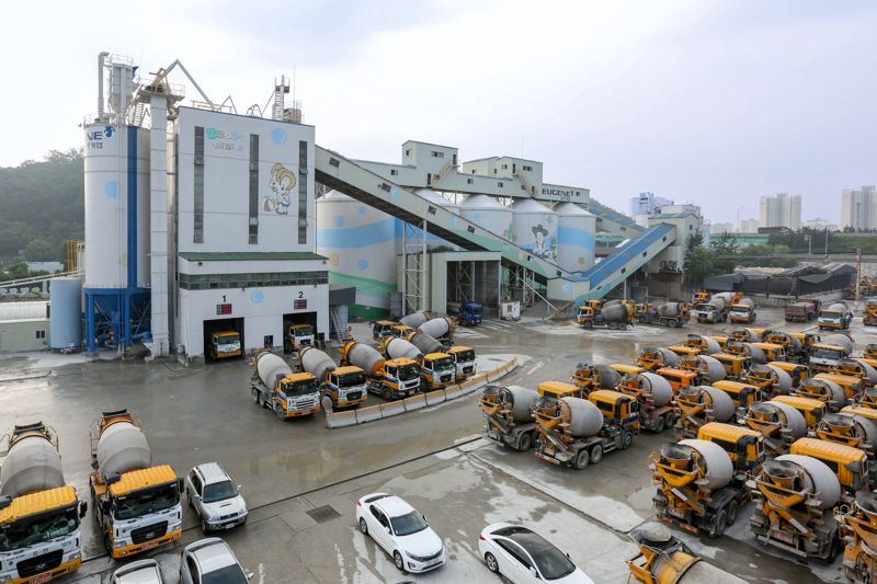 <span id='_stock_code_023410' data-stockcode='023410'>유진기업</span> 서서울공장 전경. 유진그룹 제공