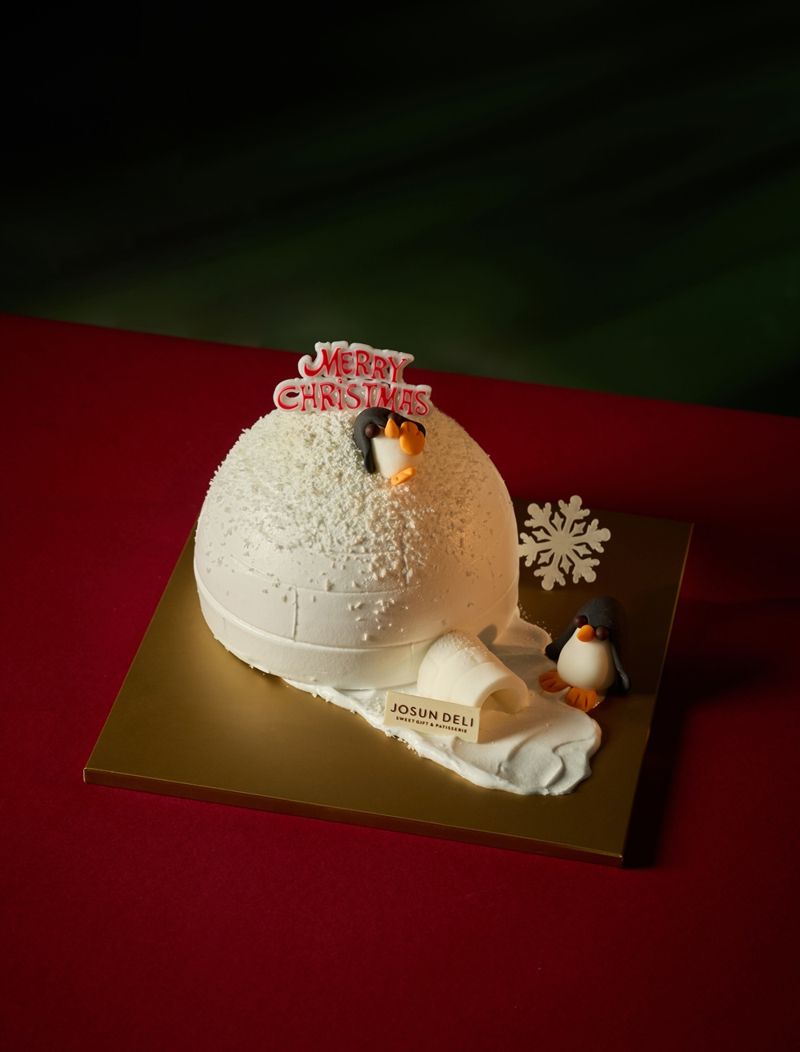 그랜드 조선 제주 <span id='_stock_code_067920' data-stockcode='067920'>이글루</span> 케이크. 조선호텔앤리조트 제공