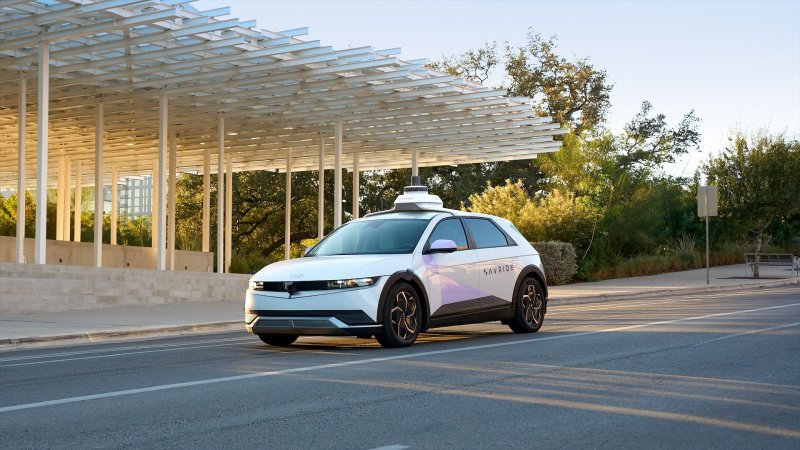 현대차가 미국 자율주행 기술 스타트업 AV라이드에 공급하는 아이오닉 5 기반의 자율주행 차량 모습. /사진=뉴시스