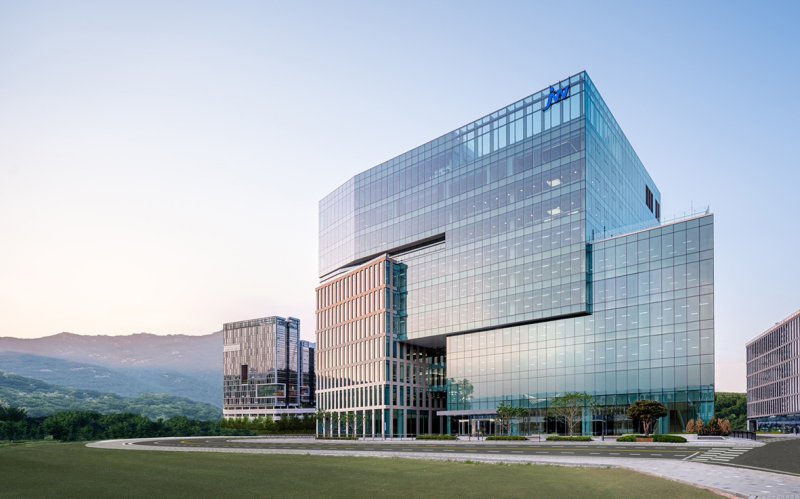 <span id='_stock_code_001060' data-stockcode='001060'>JW중외제약</span> 사옥 전경 /제공 = JW중외제약 /사진=뉴스1