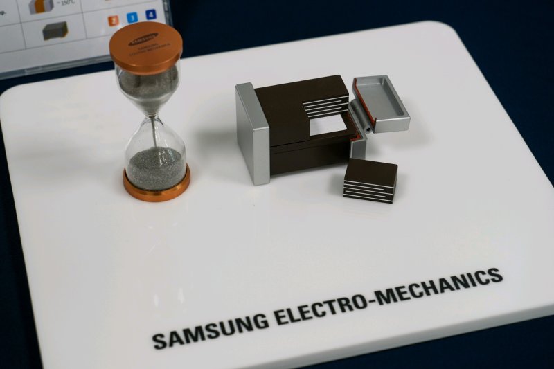 <span id='_stock_code_009150' data-stockcode='009150'>삼성전기</span> 적층세라믹커패시터(MLCC) 제품. 연합뉴스