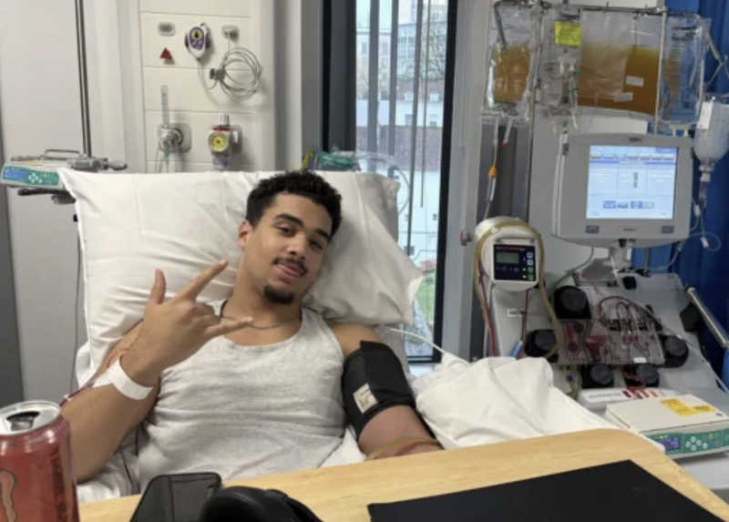 챗GPT를 통해 희귀질환 진단을 받고 치료 중인 칼란 일스. /사진=더선 캡처