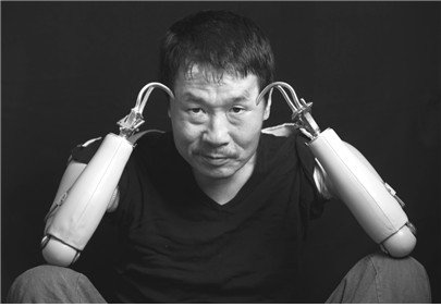 '의수 화가' 석창우. 사진=연합뉴스