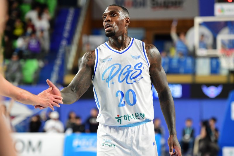 프로농구 <span id='_stock_code_036460' data-stockcode='036460'>한국가스공사</span> 라건아.뉴스1