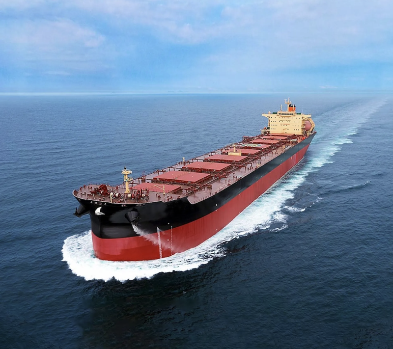 HD현대 아비커스의 대형선박용 자율운항 솔루션 '하이나스 컨트롤(HiNAS Control)'이 적용된 에이치라인해운 선박.