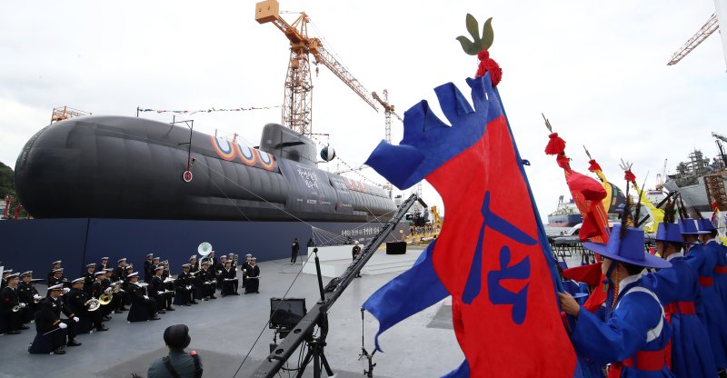 경남 거제 <span id='_stock_code_042660' data-stockcode='042660'><span id='_stock_code_000880' data-stockcode='000880'>한화</span>오션</span> 거제사업장에서 장보고-Ⅲ Batch-Ⅱ 1번함인 장영실함 진수식이 지난 10월 22일 열리고 있다. 뉴스1