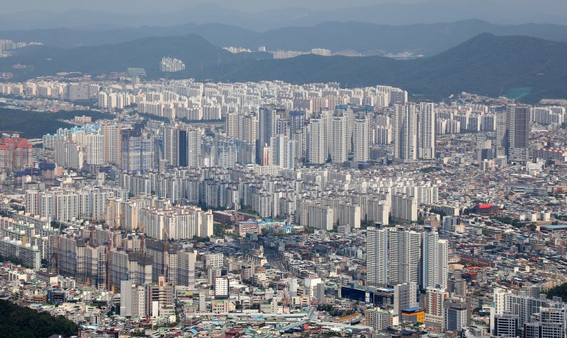 지방 아파트 전경. 뉴스1