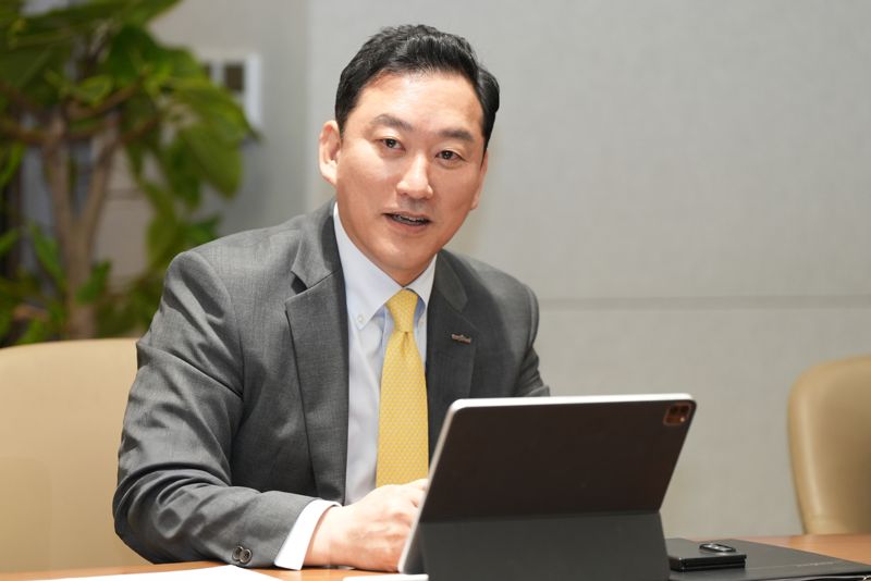 김성환 한국투자증권 사장이 18일 서울 여의도 본사에서 종합투자계좌(IMA) 사업 비전을 밝히고 있다. 한국투자증권 제공