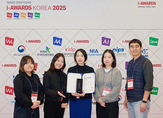 <span id='_stock_code_053280' data-stockcode='053280'>예스24</span>가 운영하는 독서 커뮤니티 '사락'이 스마트앱어워드 2025 문화부문 통합<span id='_stock_code_001680' data-stockcode='001680'>대상</span>을 수상했다. 예스24 제공