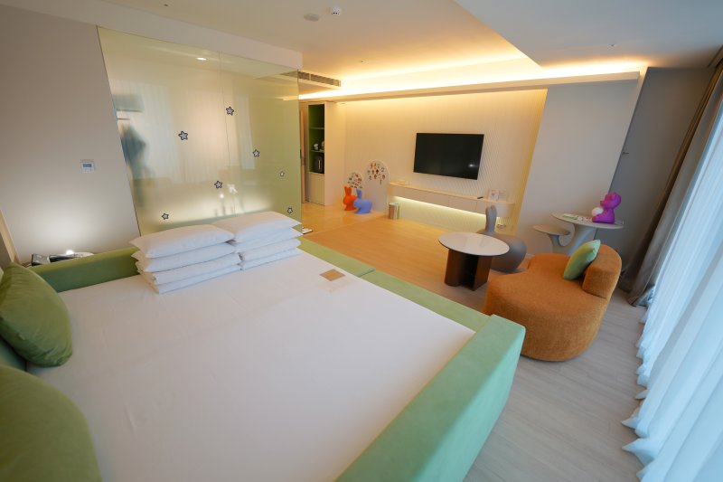 하이원리조트 그랜드호텔 슈페리어 패밀리룸. <span id='_stock_code_035250' data-stockcode='035250'>강원랜드</span> 제공